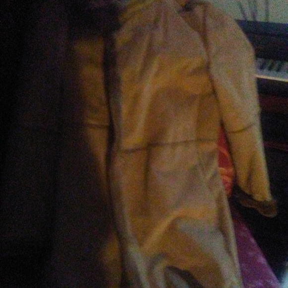 Long coat    sherpa    tan  1x - Picture 3 of 3
